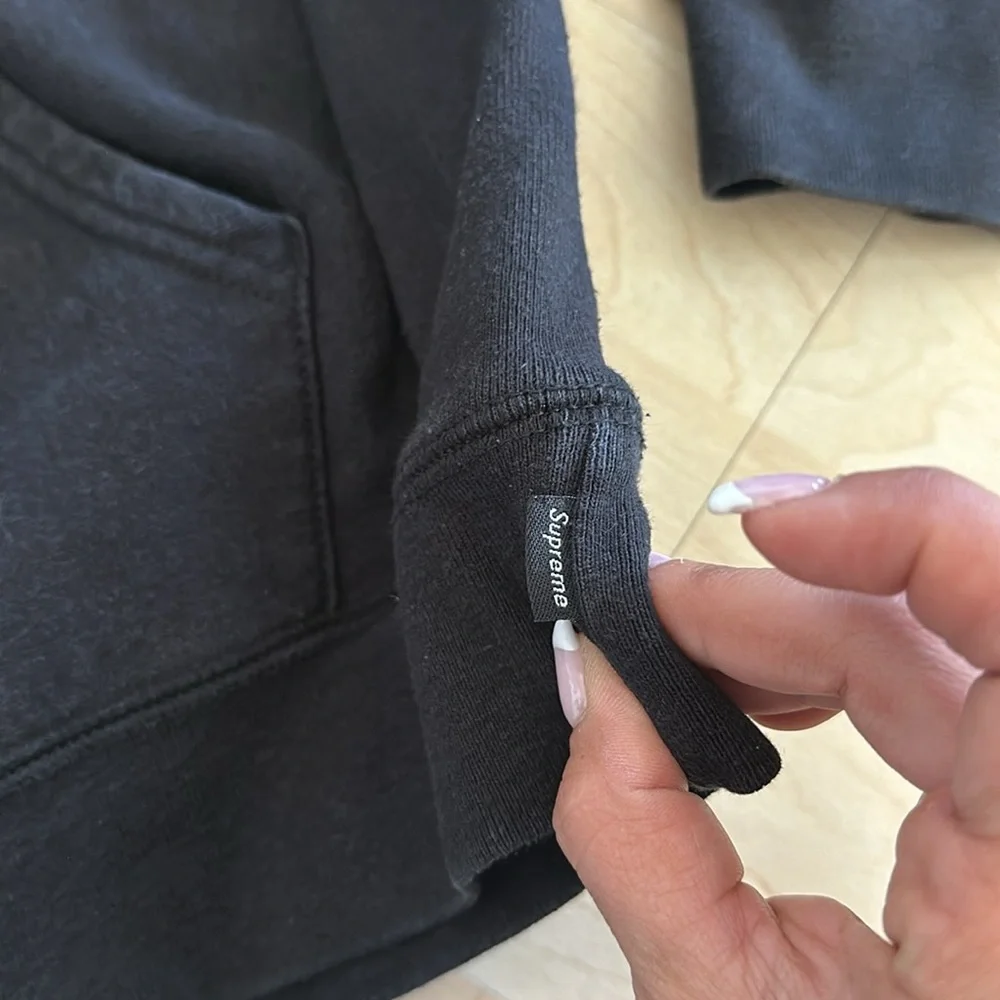 🖤Supreme Apple Hoodie - Picture 6 of 7
